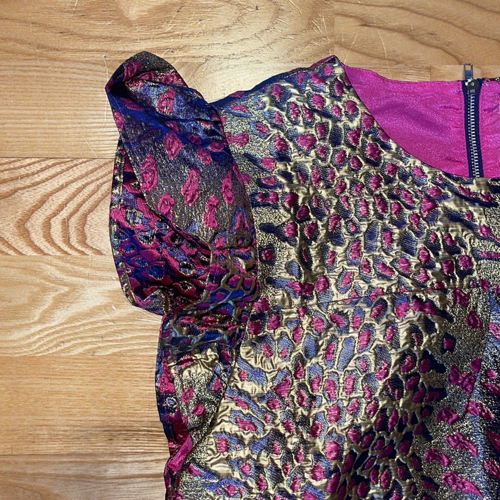 THML Dress - Picture 3 of 5